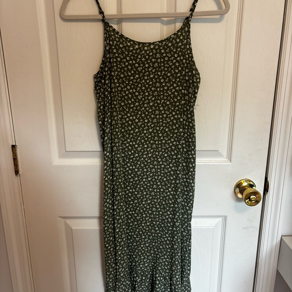Old Navy Green Floral Midi Dress